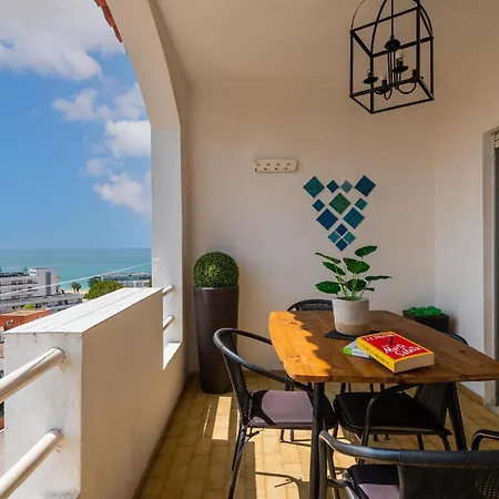 Sea View Town 2 Bedroom Apartment Albufeira