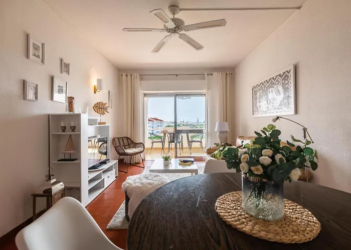 Apartment Sea View Town 2 Bedroom 5 Min From The *